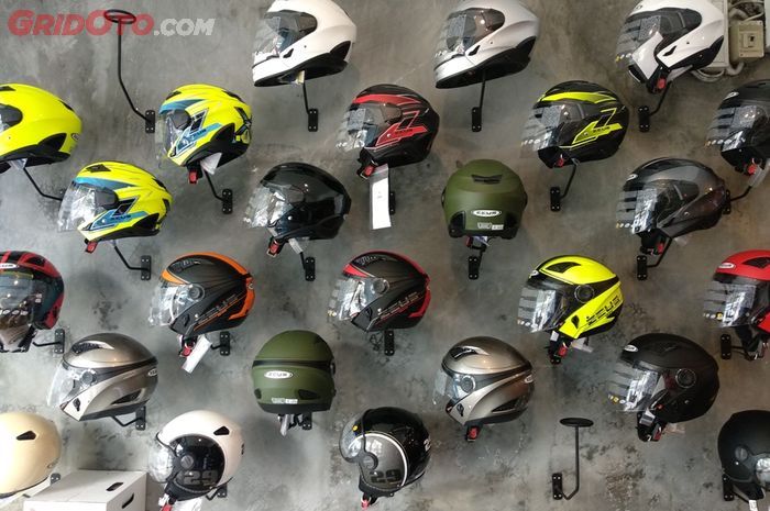 Sejarah Helm untuk para bikers