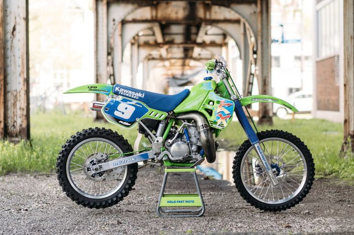 Restorasi Kawasaki KX250 1989