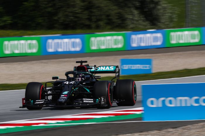 Lewis Hamilton tak terkalahkan sepanjang F1 Stiria (10/7)