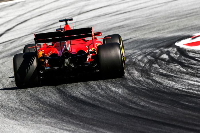 Apa yang membuat mobil Ferrari lambat di F1 Stiria?