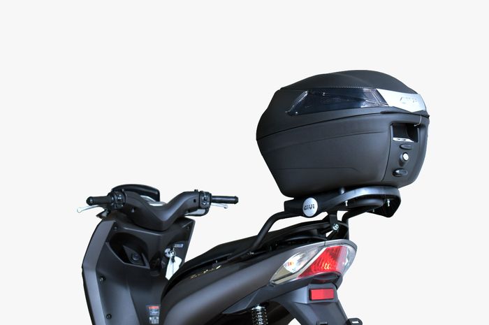 Bracket boks Givi Yamaha Lexi