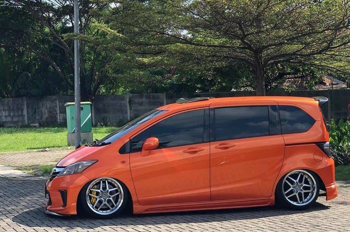 Air suspension pada mobil MPV