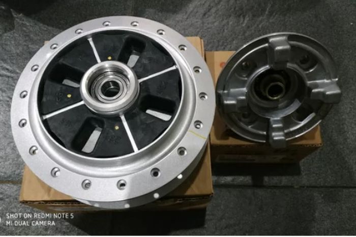 Tromol beserta karet tromol bisa terpasang