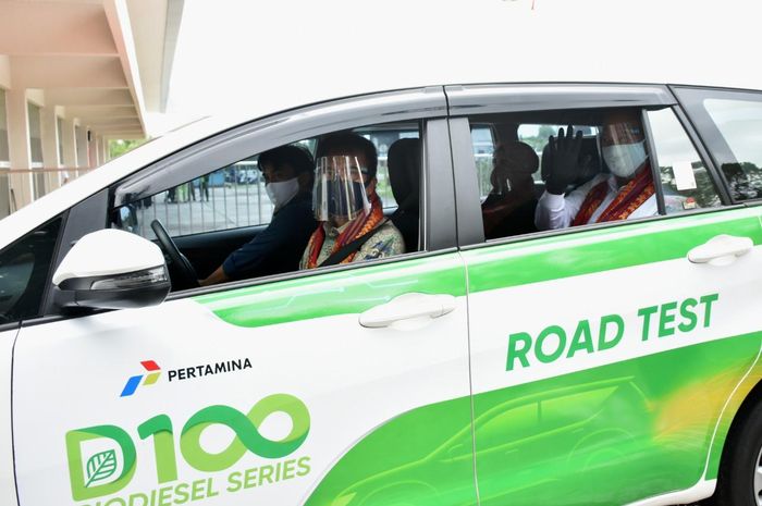 Menteri Perindustrian Agus Gumiwang Kartasasmita