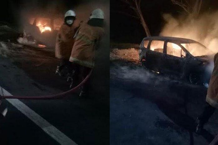 Kondisi mobil Suzuki Ertiga bernopol L-1682-MO yang terbakar di Exit Tol Gunungsari, KM 12, Jajar tunggal, Wiyung, Surabaya, Selasa (21/7/2020) malam. 