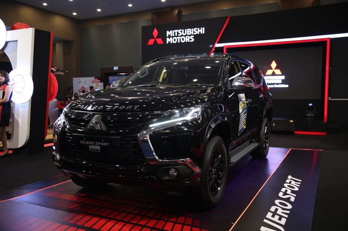 Mitsubishi Pajero Sport Rockford Fosgate Black Edition