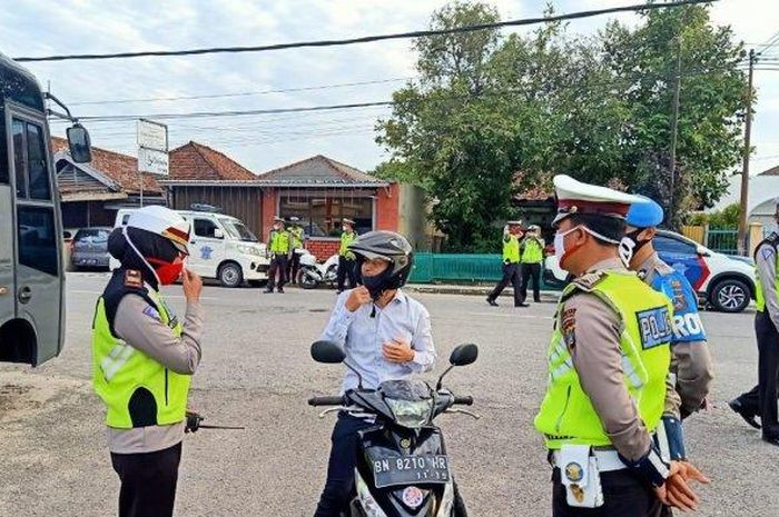 Ilustrasi Razia. (dalam foto: Satlantas Polres Pangkalpinang gelar razia Operasi Patuh Menumbing 2020 menyasar anggota Polres Pangkalpinang, Selasa (28/7/2020))