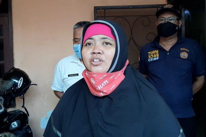  Dwi Wulan Meiylani (32) driver ojol yang mejadi korban pembegalan di Perumahan Pondok Ungu Permai, Bekasi. 