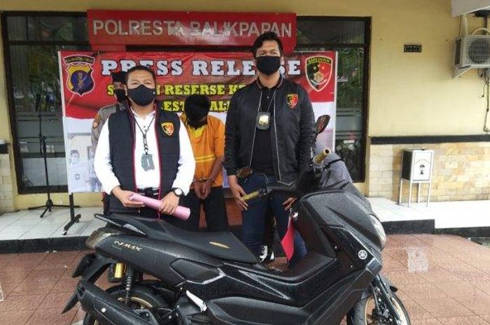 Pemuda asal Maros, Sulawesi Selatan berinsial MA (20) ditangkap jajaran Satreskrim Polresta Balikpapan lantaran mencuri sepeda motor saat nginap di hotel kelas melati Balikpapan.