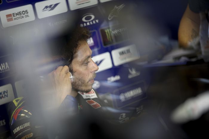 Valentino Rossi berusaha keras demi suaranya agar tetap didengar Yamaha