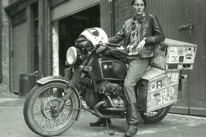 Elspeth Beard, wanita Inggris pertama yang keliling dunia dengan motor
