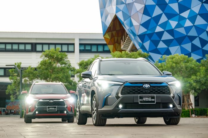 Toyota Corolla Cross resmi mengaspal di Vietnam