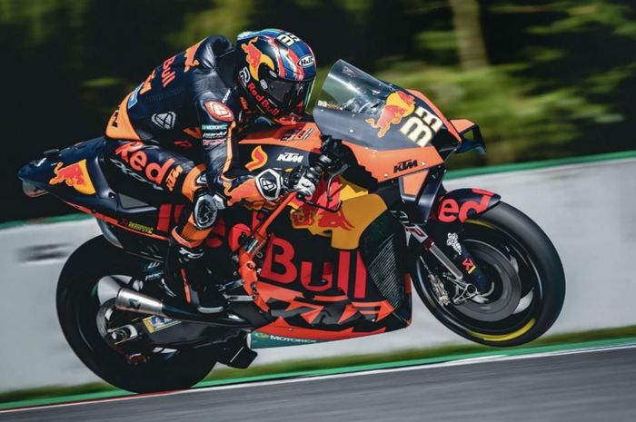 Brad Binder menang di MotoGP Ceko 2020