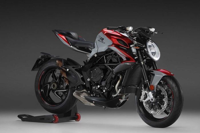 MV Agusta 800 SCS siap mengaspal, cara pindah giginya mirip motor bebek?