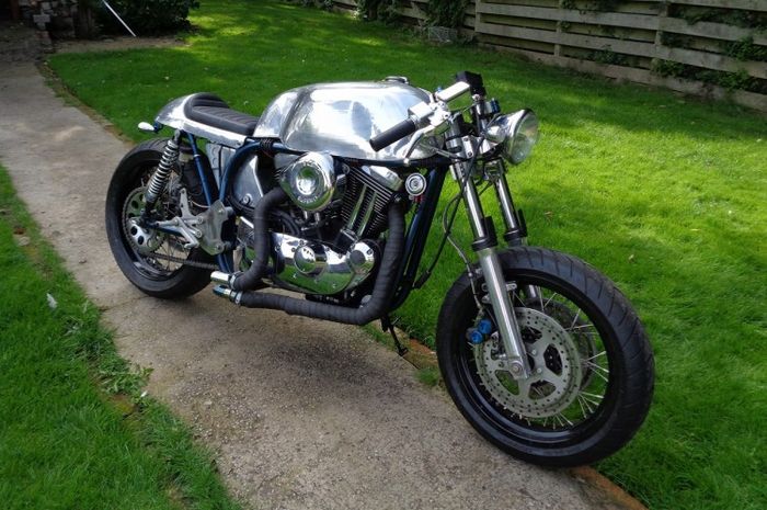 Harley-Davidson Sportster cafe racer