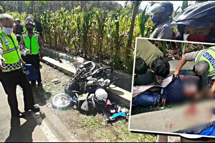 Kecelakaan di Jalan RM Hadi Soebeno Mijen Kota Semarang akibatkan satu pengendara motor tewas di tempat, Rabu (12/8/2020). 