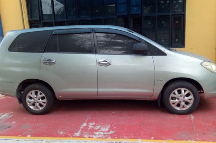 Harga Toyota Kijang Innova 2007 bekas