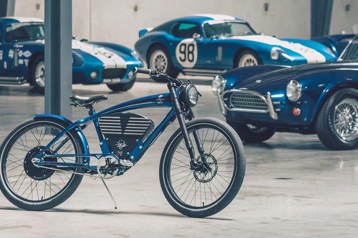 Sepeda listrik Vintage Electric Bike versi Shelby Cobra