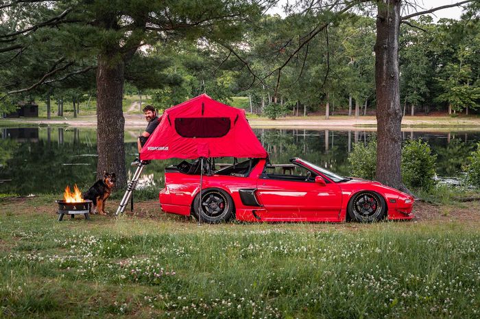 Honda NSX ceper pakai tenda kemping buat keliling Amerika