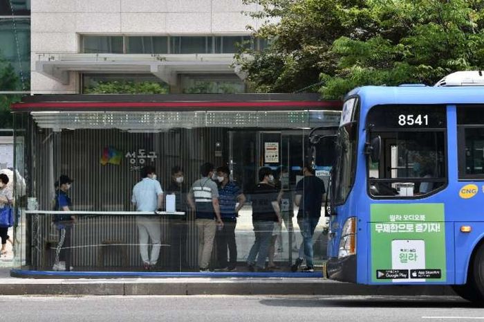 Smart Shelter, Halte bus pintar di korea selatan yang dirancang untuk atasi Virus Corona