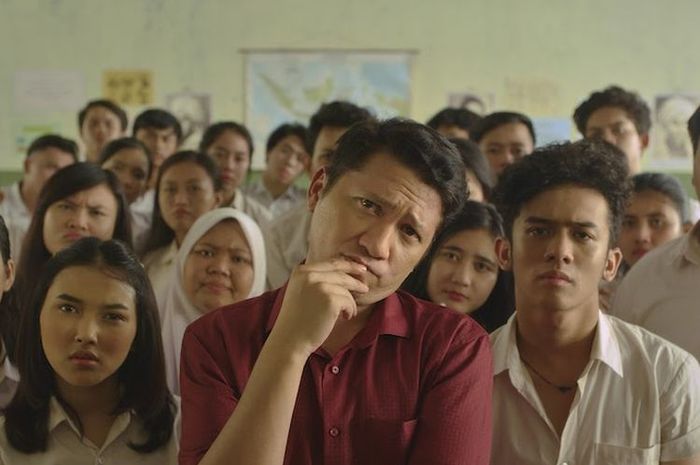 Jadi Aktor Utama Film Netflix Guru-guru Gokil, Ini Arti Aksara Jawa di