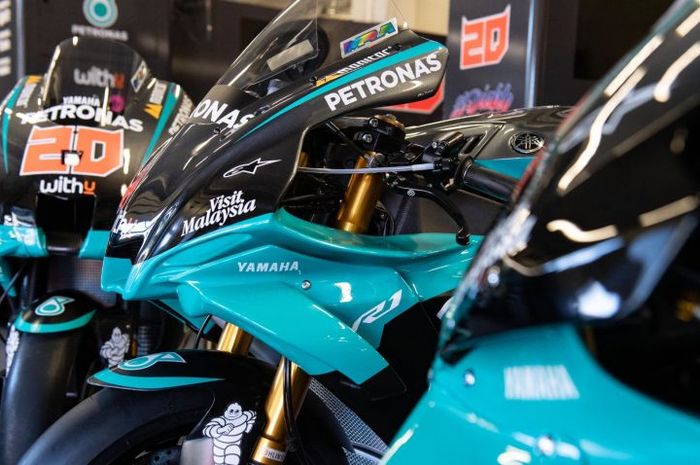 replika Petronas Yamaha Sepang Racing Team (SRT) YZR-M1 yang memiliki basis YZF-R1 2020