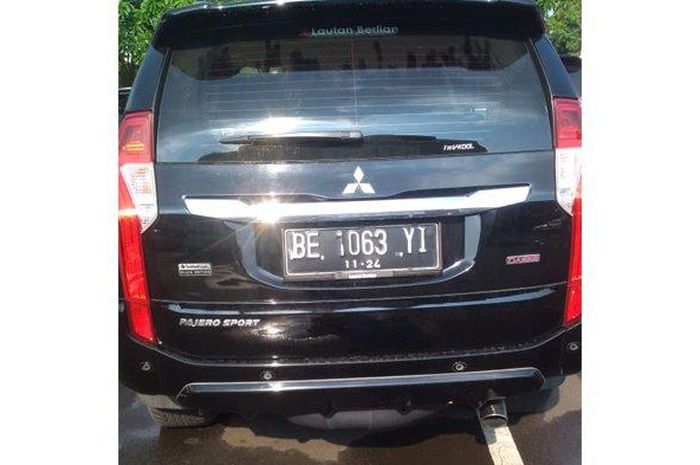 Mitsubishi Pajero Sport milik anggota polisi yang parkir di asrama TNI jadi sasaran maling modus pecah kaca, Rp 600 juta lenyap