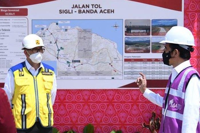Tol Sigli-Banda Aceh (Sibanceh) seksi 4 Indrapuri Blangbintang diresmikan Presiden Jokowi