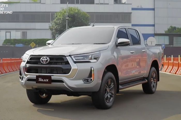 Toyota Hilux facelift resmi diluncurkan