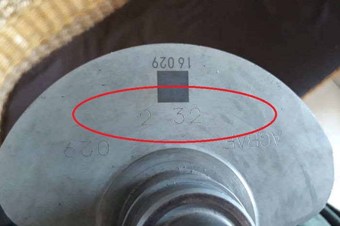 Kode angka di kruk as Yamaha XMAX