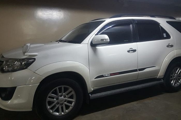 Toyota Fortuner G Diesel A/T 2013 bekas yang dilelang murah