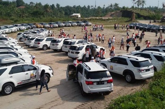 Toyota Fortuner Club of Indonesia (ID42NER)