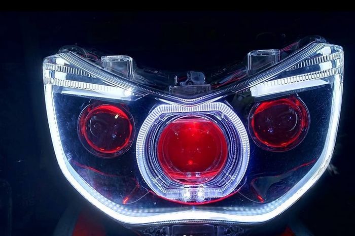 Lampu Yamaha NMAX custom tiga LED projektor