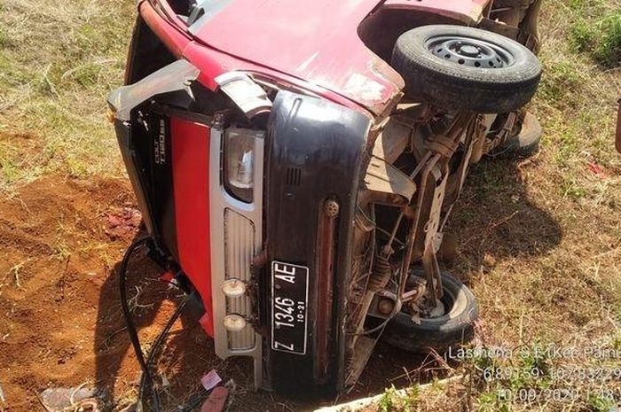 Mitsubishi Colt T120SS kecelakaan di tol Cisumdawu yang belum dibuka untuk umum