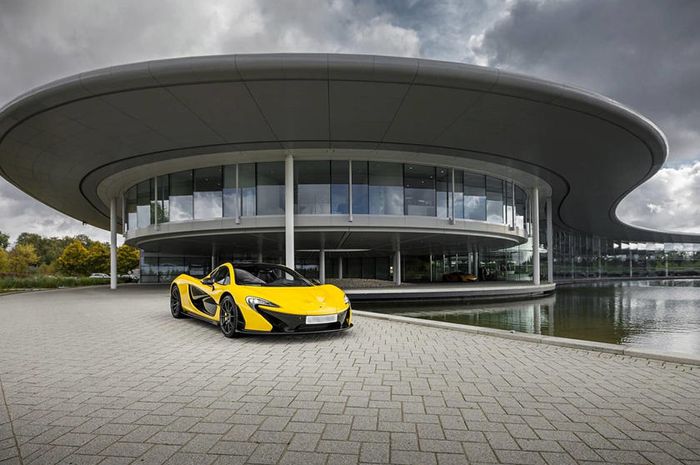 McLaren dikabarkan berencana menjual markas besarnya melalui agen real estate.