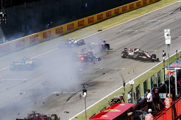 Crash di F1 Tuscan 2020