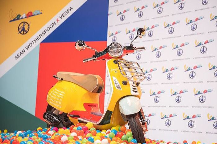 Vespa Primavera X Sean Wotherspoon meluncur di Indonesia