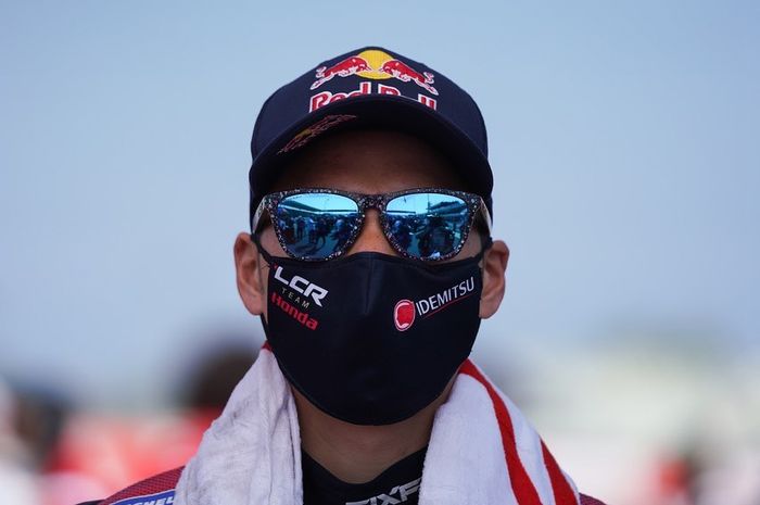 Takaaki Nakagami berhasil naik ke posisi ketujuh klasemen MotoGP 2020. Apakah dirinya akan ikut memperebutkan juara dunia?