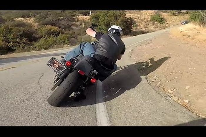 Bisakah Harley-Davidson dipakai menikung seperti motor MotoGP
