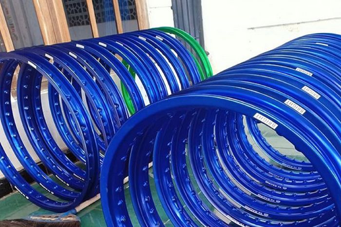 Pelek aluminium yang dilapis warna anodize