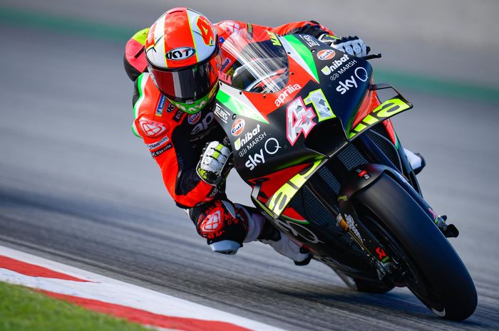 Aleix Espargaro tercepat pada sesi pertama tes Portimao Portugal. 