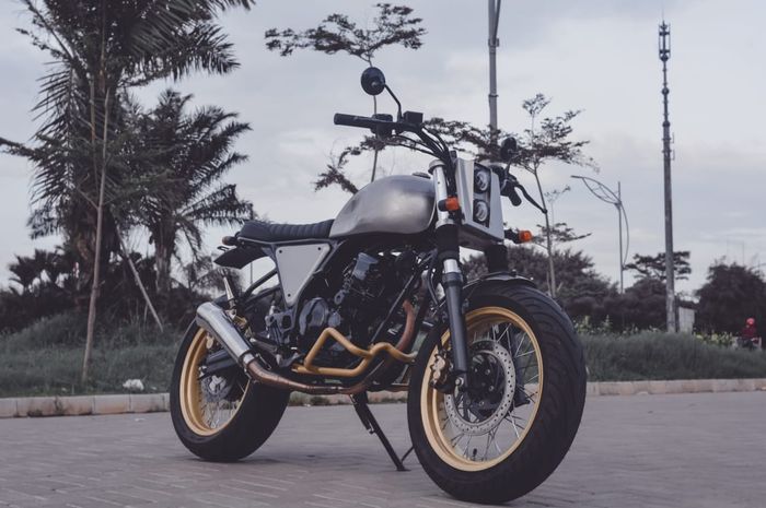 Biar sanggup gendong kaki gambot, mesin di Scorpio street scrambler ini dirombak!