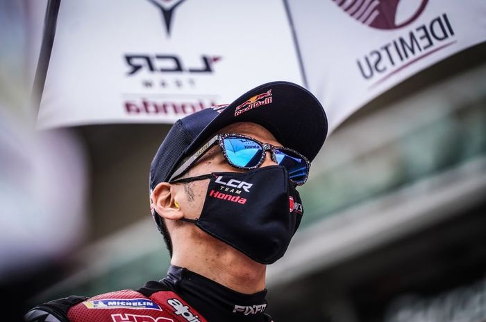 Takaaki Nakagami bisa konsisten selama delapan seri MotoGP 2020. Tapi bos LCR Honda sebut dirinya terlalu konservatif.