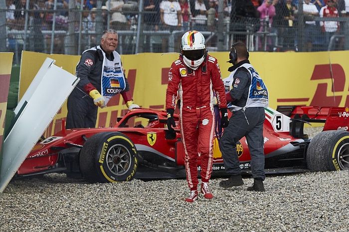 Crash Sebastian Vettel di F1 Jerman 2018