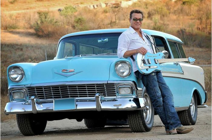 kisah sedih Chevrolet Nomad Station Wagon 1956 milik Eddie Van Halen, dibangun untuk momen penting namun berakhir dilelang