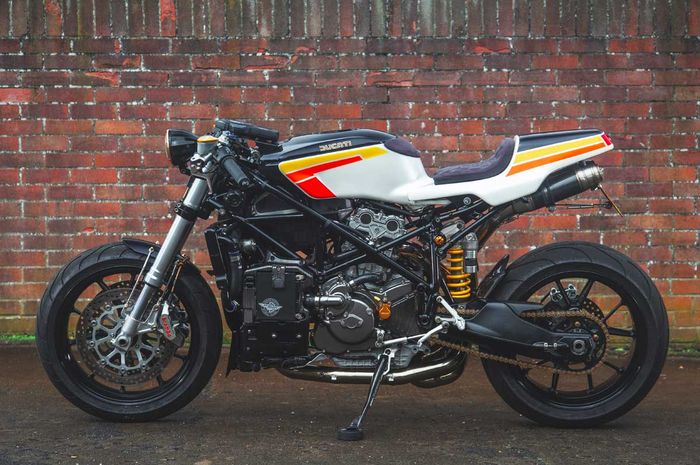 Ducati 749 cafe racer