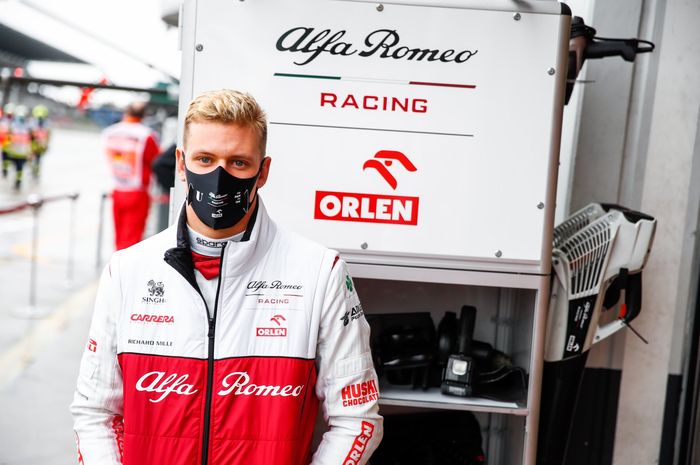 Mick Schumacher gagal debut di F1 Eifel 2020, meski begitu dirinya mendapatkan pengalaman luar biasa