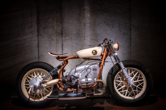 BMW R45 bobber