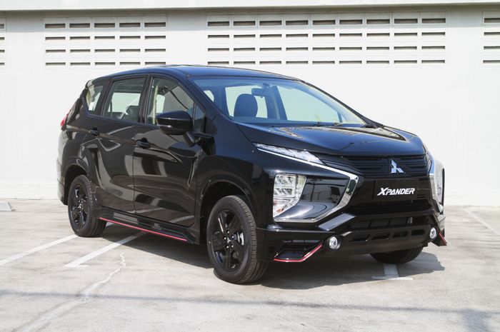 Mitsubishi Xpander Black Edition
