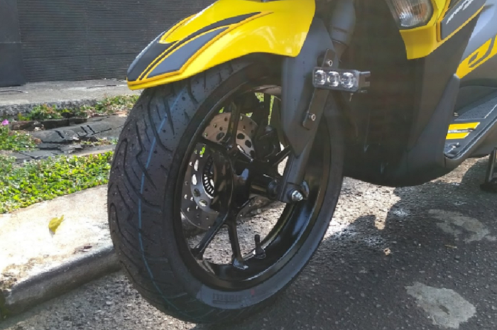 Ban Depan Yamaha Aerox 155